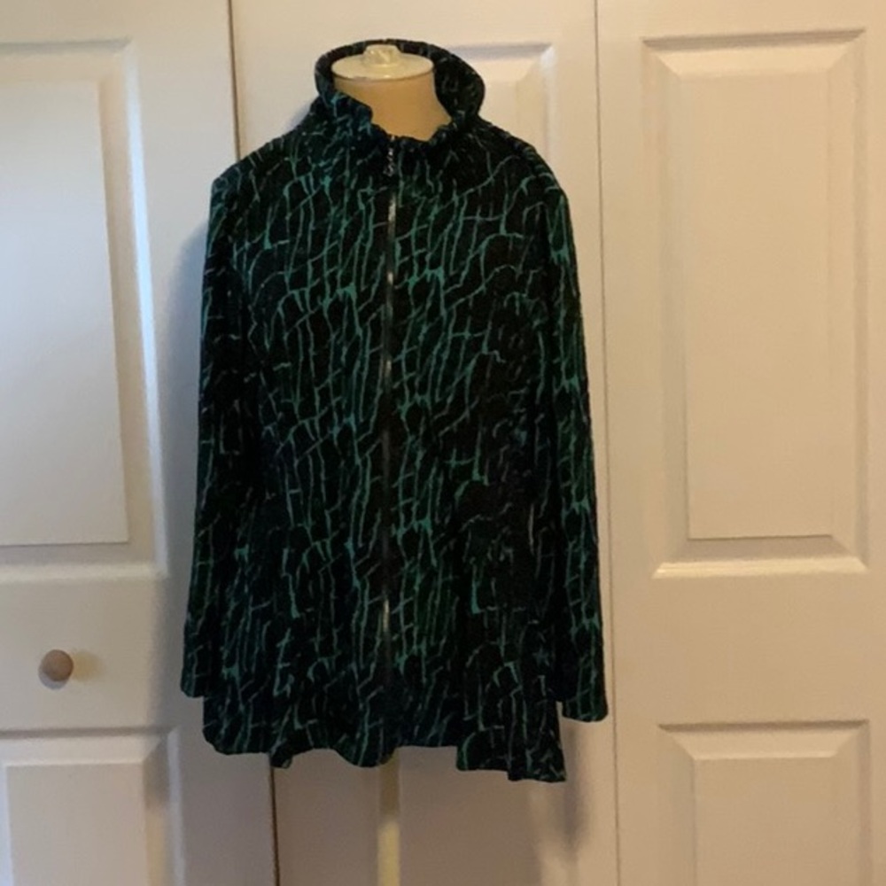Yushi Black and Green Print Zip up Jacket/Cardigan- M